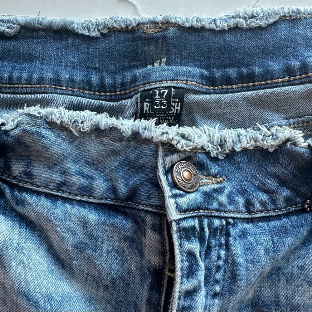 Women’s denim shorts size 17 washed distressed short booty cut‎ off blue country - Picture 2 of 5